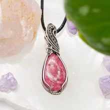 Load image into Gallery viewer, Thulite Pendant
